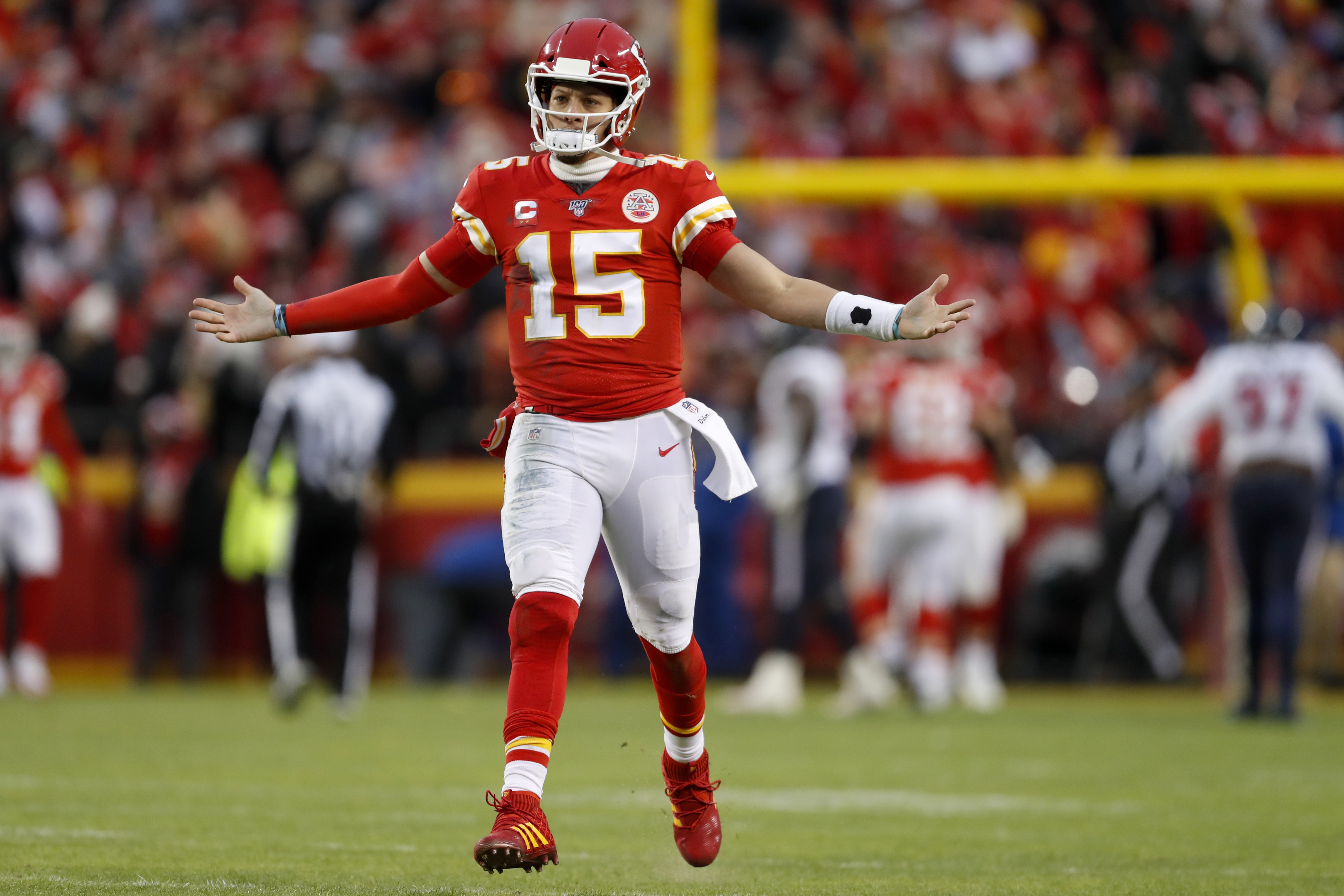 Chiefs rally from 24-0 hole to beat Texans 51-31 in playoffs