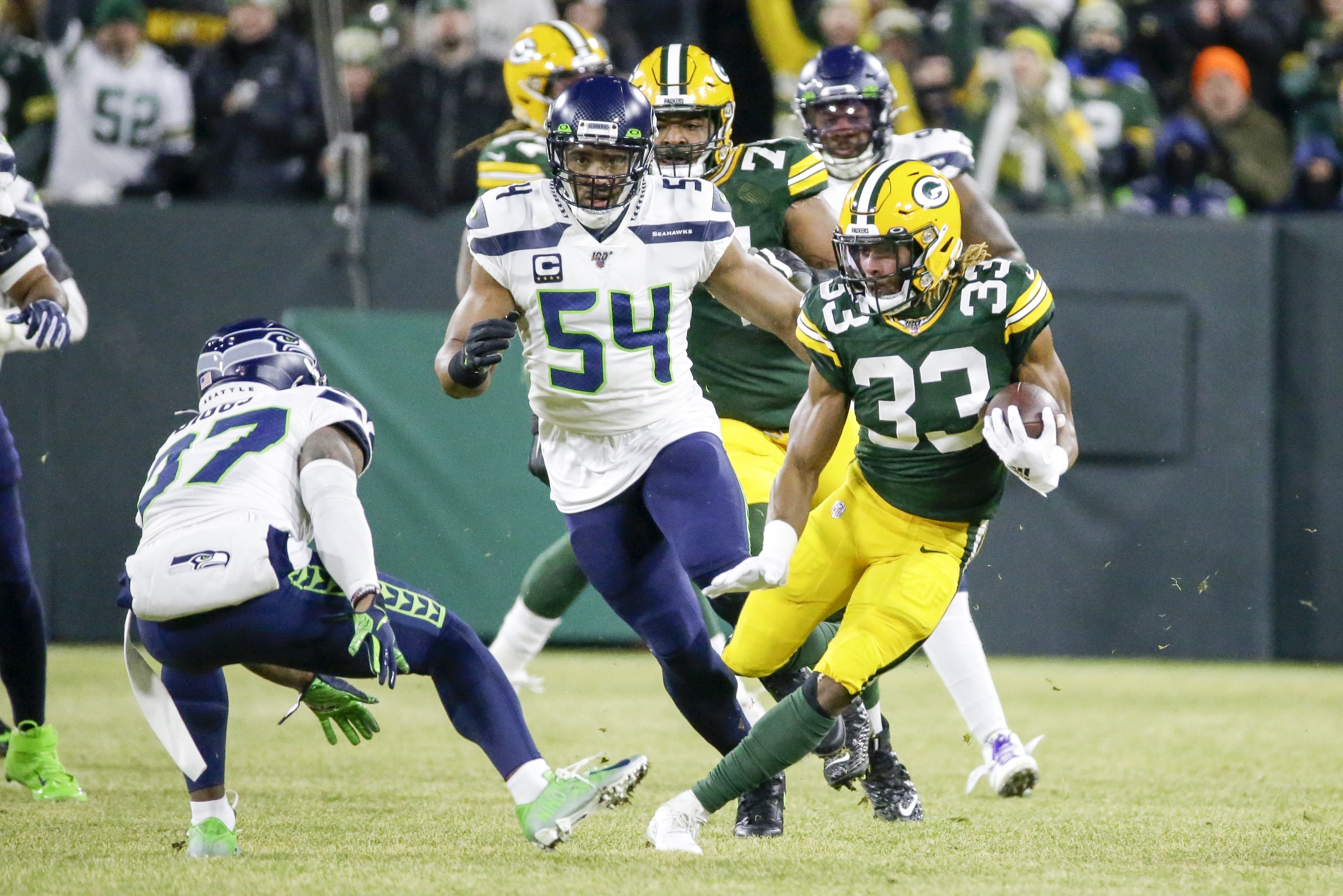 Seattle defense struggles in season-ending loss to Packers 