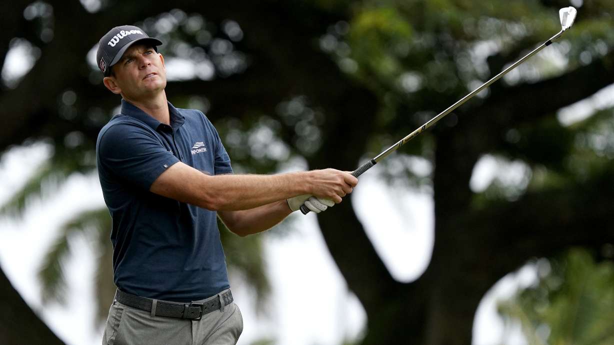 Cameron Smith wins Sony Open in playoff after wild finish