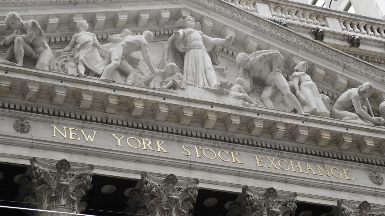 Asian shares rise on optimism about US-China trade deal