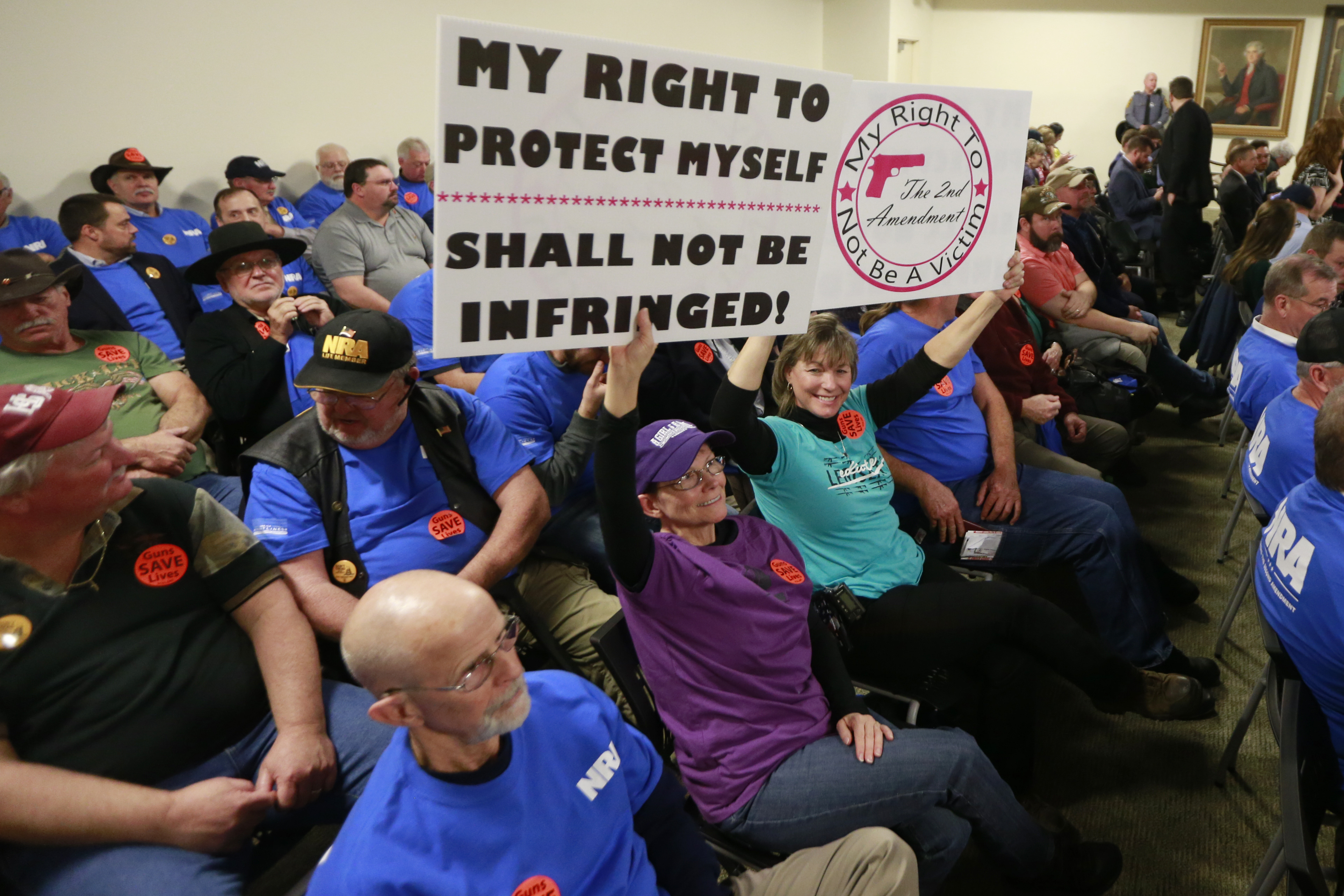 Push to ban assault weapons in Virginia meets resistance