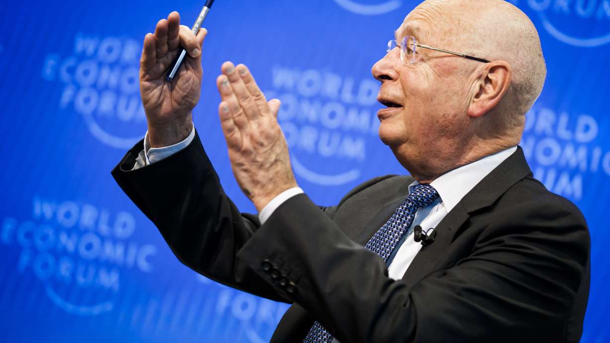 Davos forum: Trump to attend, but Iranian official cancels