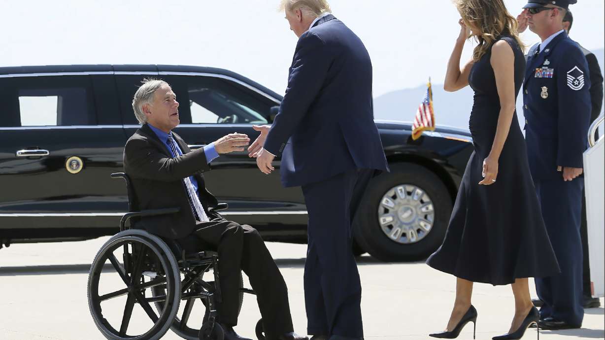 Judge halts Trump's order allowing states to block refugees