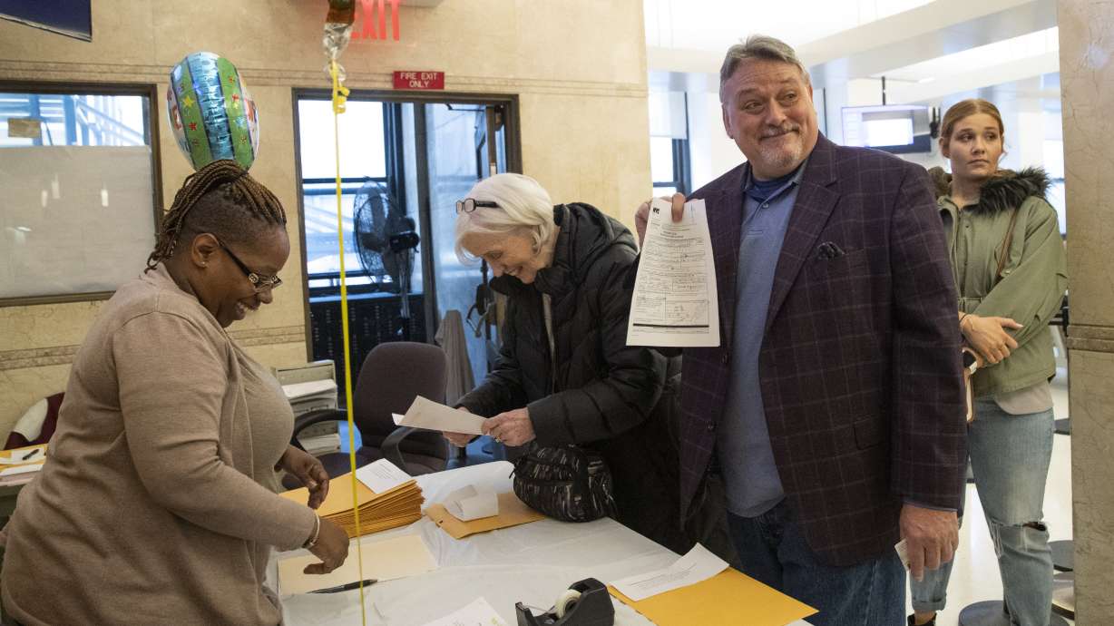 Adoptees can access birth certificates under new NY law