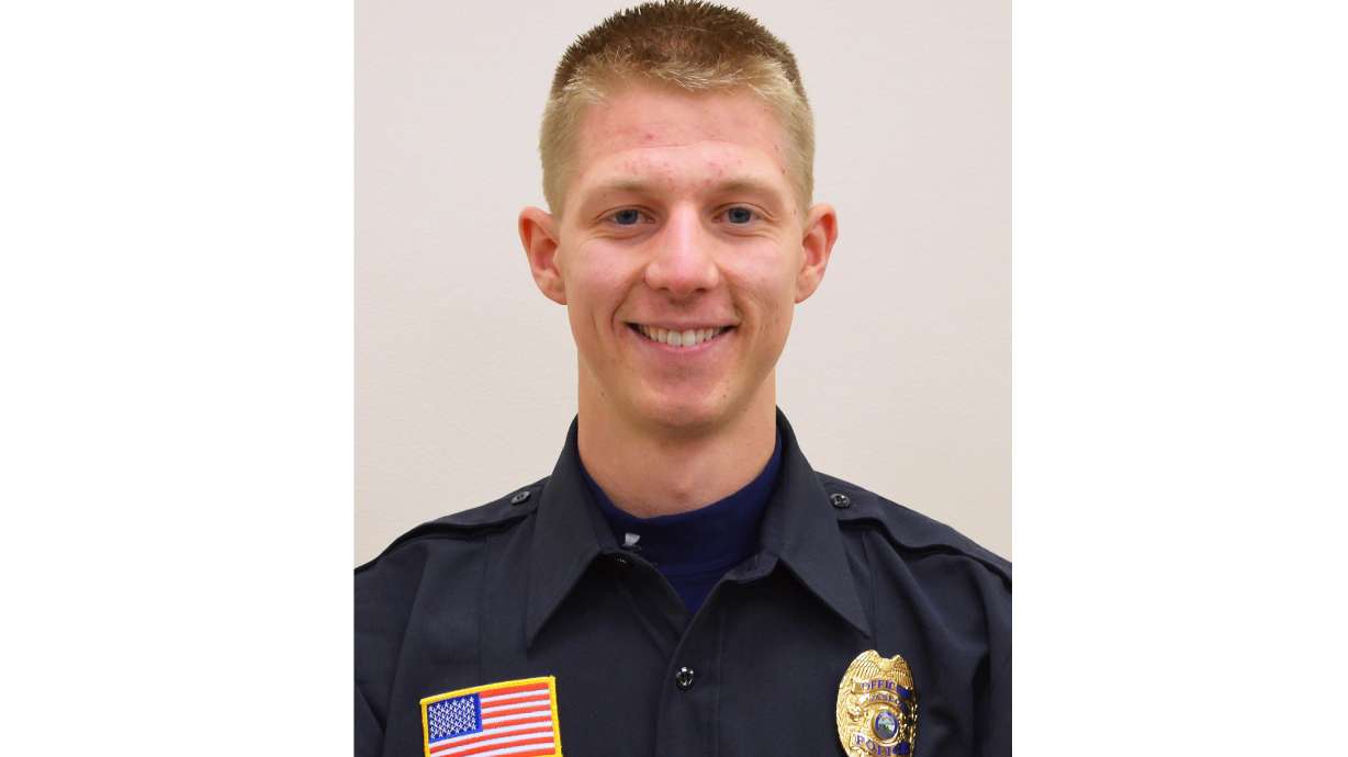 Gravely wounded Minnesota officer makes steps to recovery