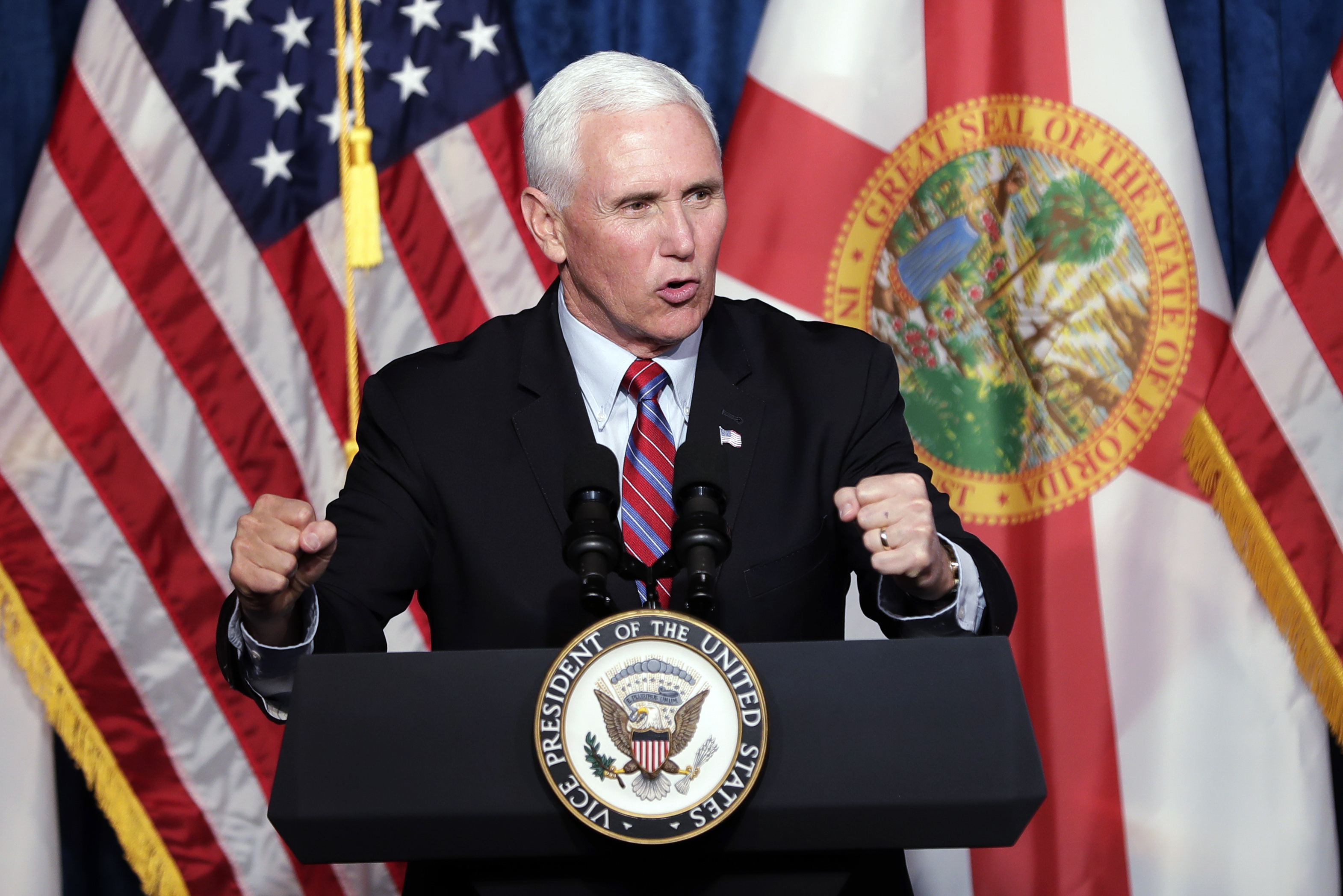 Pence courts evangelical Latino voters in Florida