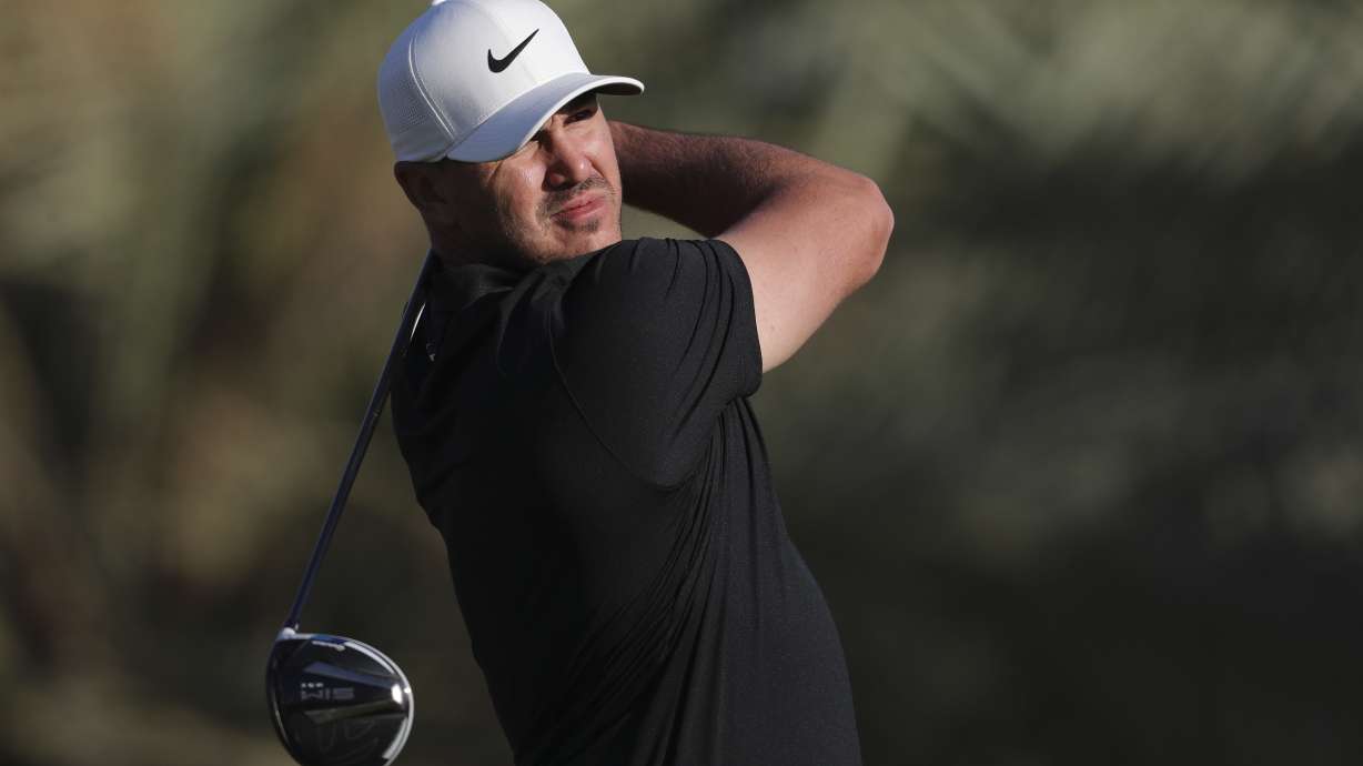 Koepka tied for 3rd in Abu Dhabi in return from knee injury