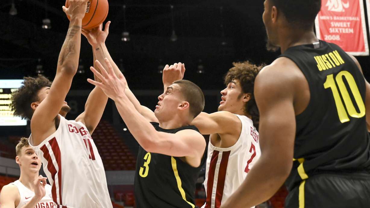 Elleby scores 25, Washington State surprises No. 8 Oregon