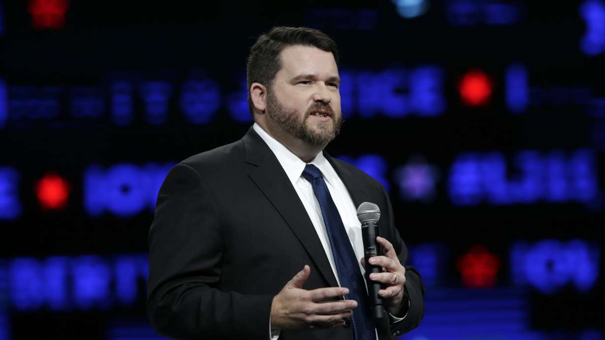 Amid hacking fears, key caucus states to use app for results