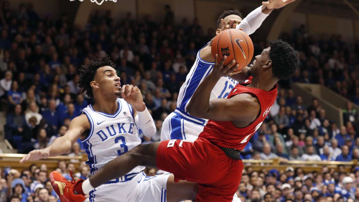 Johnson, No. 11 Louisville earn win at No. 3 Duke 79-73