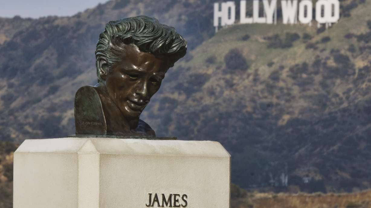 James Dean revival spurs debate on raising the digital dead