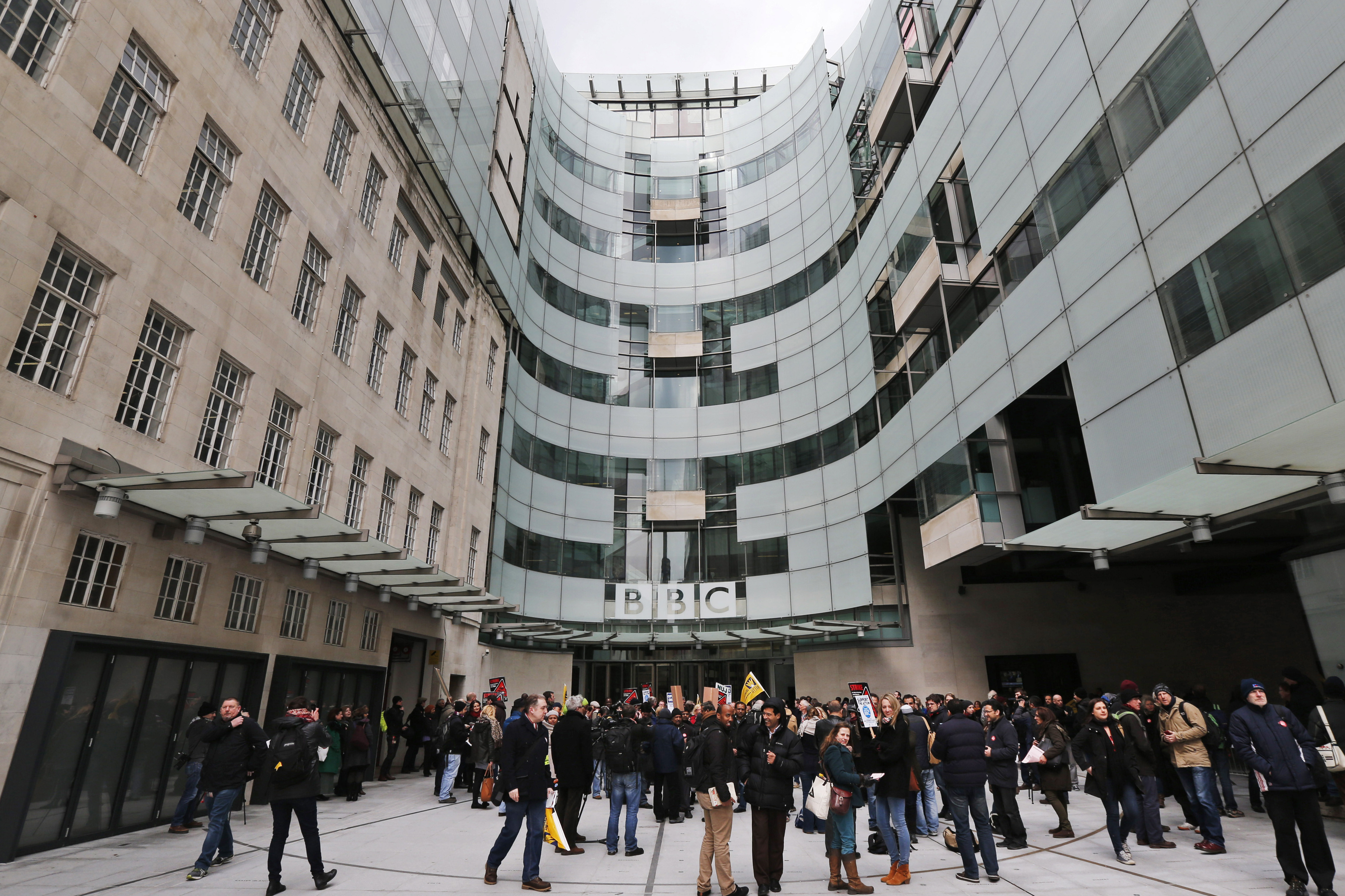 BBC chief Tony Hall to step down amid mounting challenges