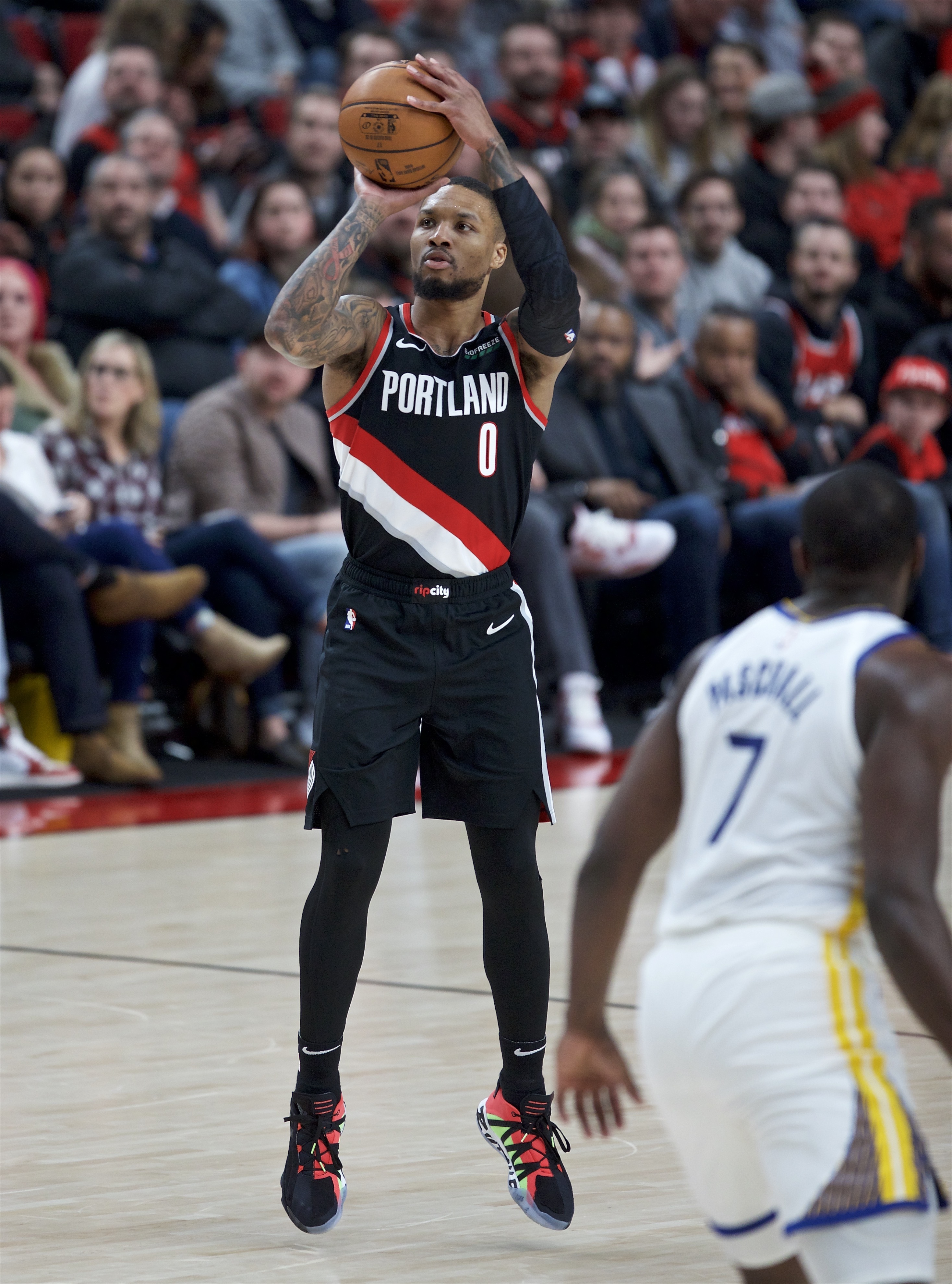 Lillard scores 61 and Blazers beat Warriors 129-124 in OT