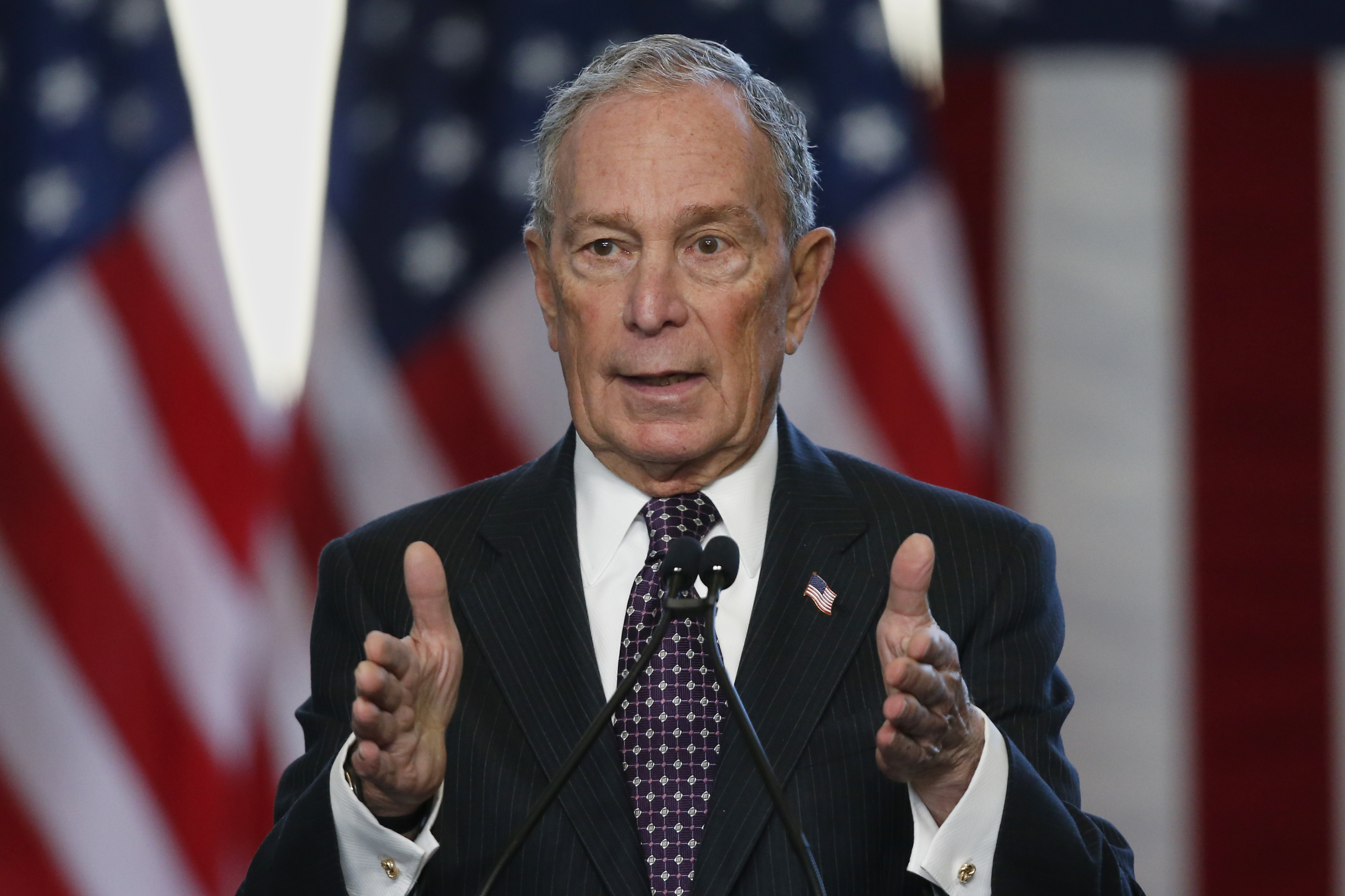 Bloomberg calls for Trump's removal in new impeachment ad