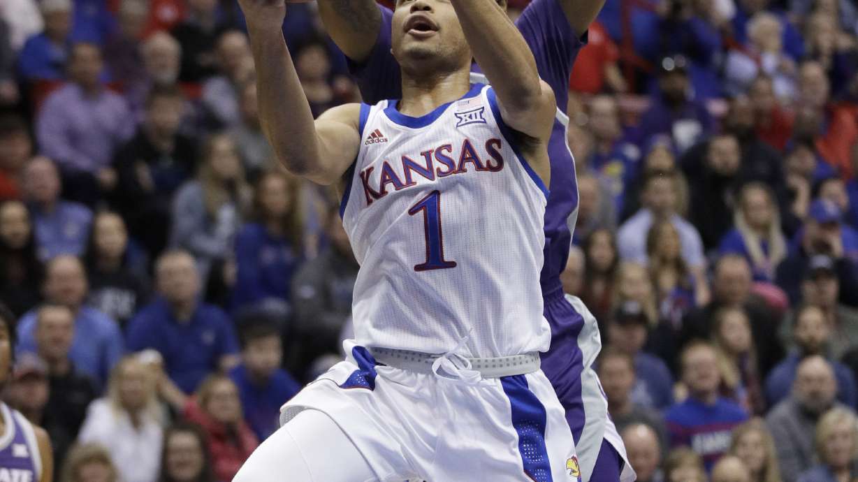 Ugly brawl breaks out at end of Kansas State-Kansas game