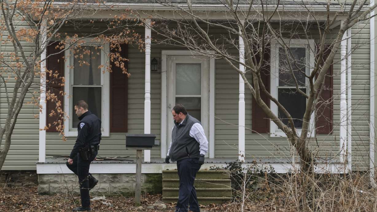 Teen dead in chimney was missing 2 days before first report