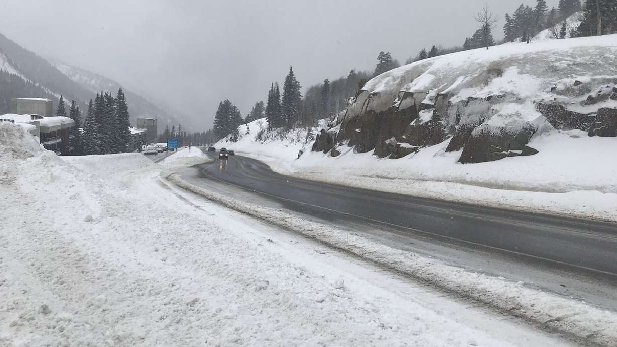 Driving restrictions lifted in Cottonwood canyons after weak Utah winter storm