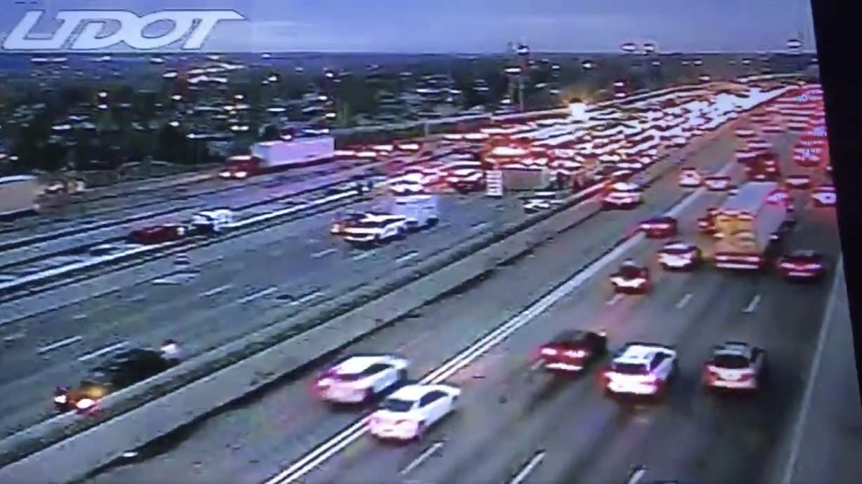 Southbound I-15 reopens in Midvale after crashes leave 1 in critical condition