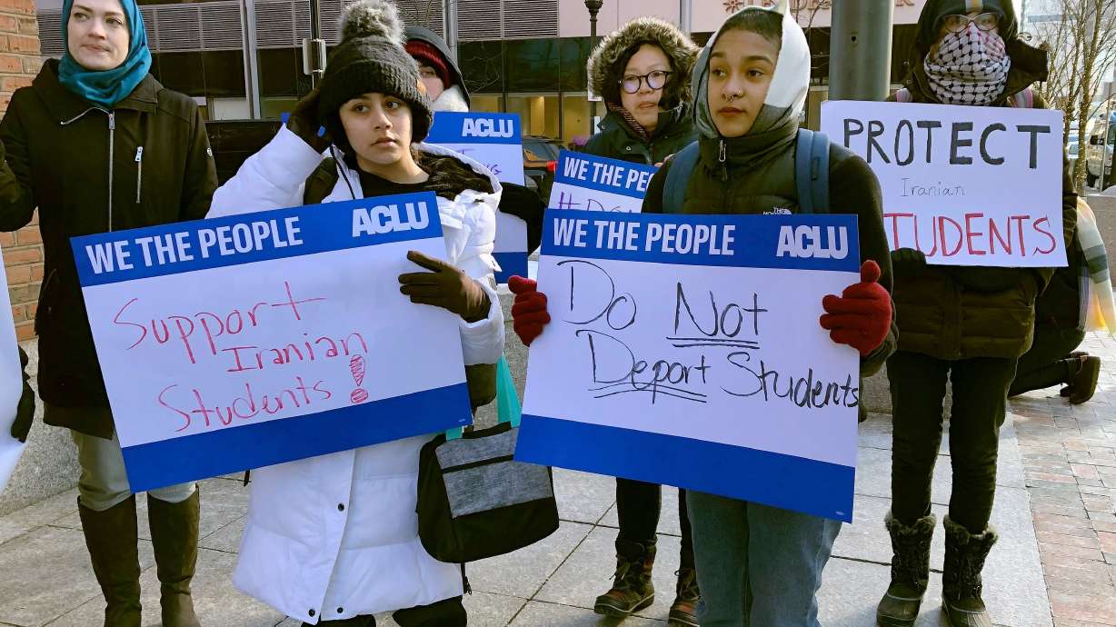 Lawmakers, professors seek return of Iranian college student