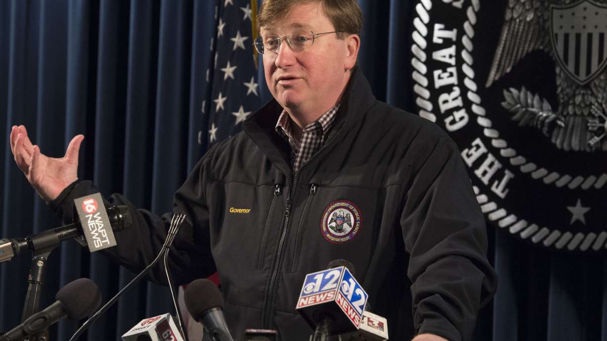 Mississippi governor tours prison rocked by deadly violence