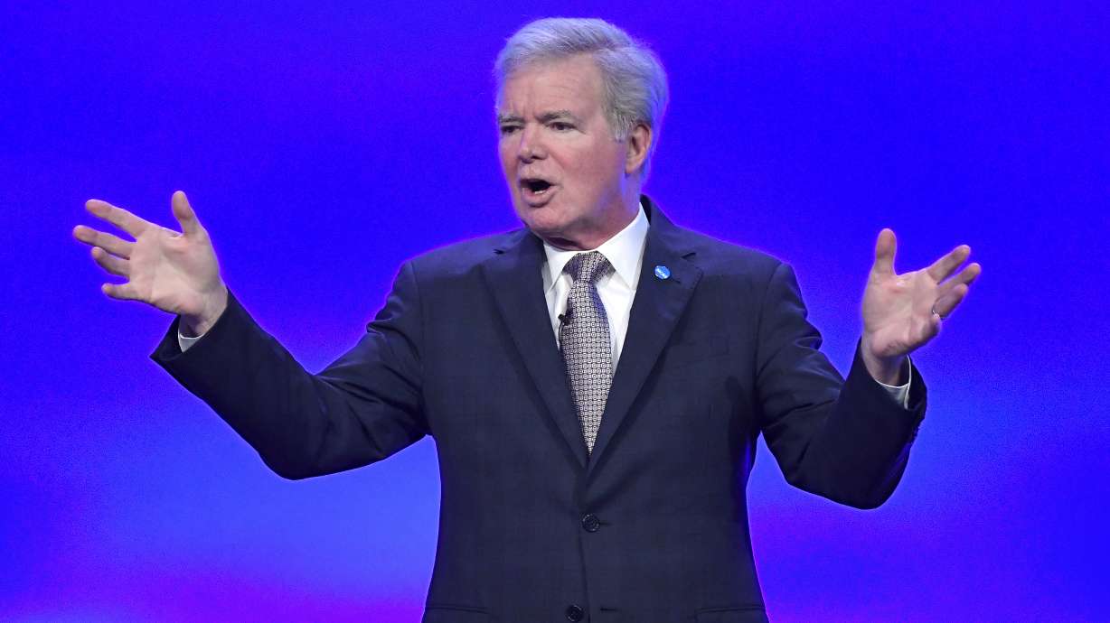 NCAA's Emmert: 'Our job' to solve athlete compensation