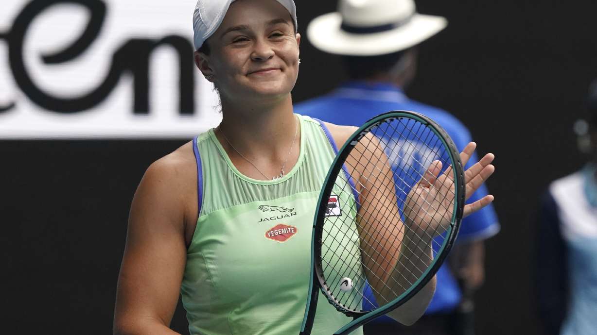 Youth served: Gauff wins, Serena loses at Australian Open