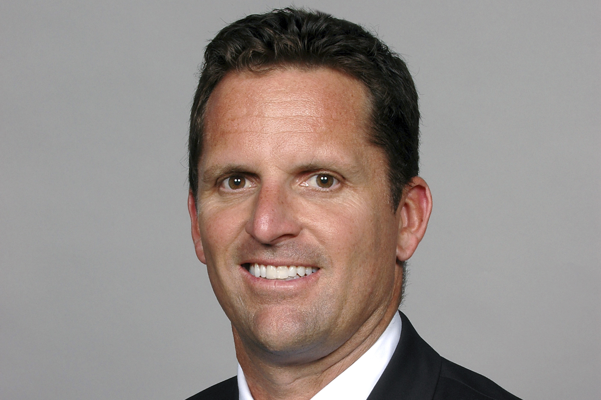 AP source: Vikings' Paton withdraws from Browns GM job hunt