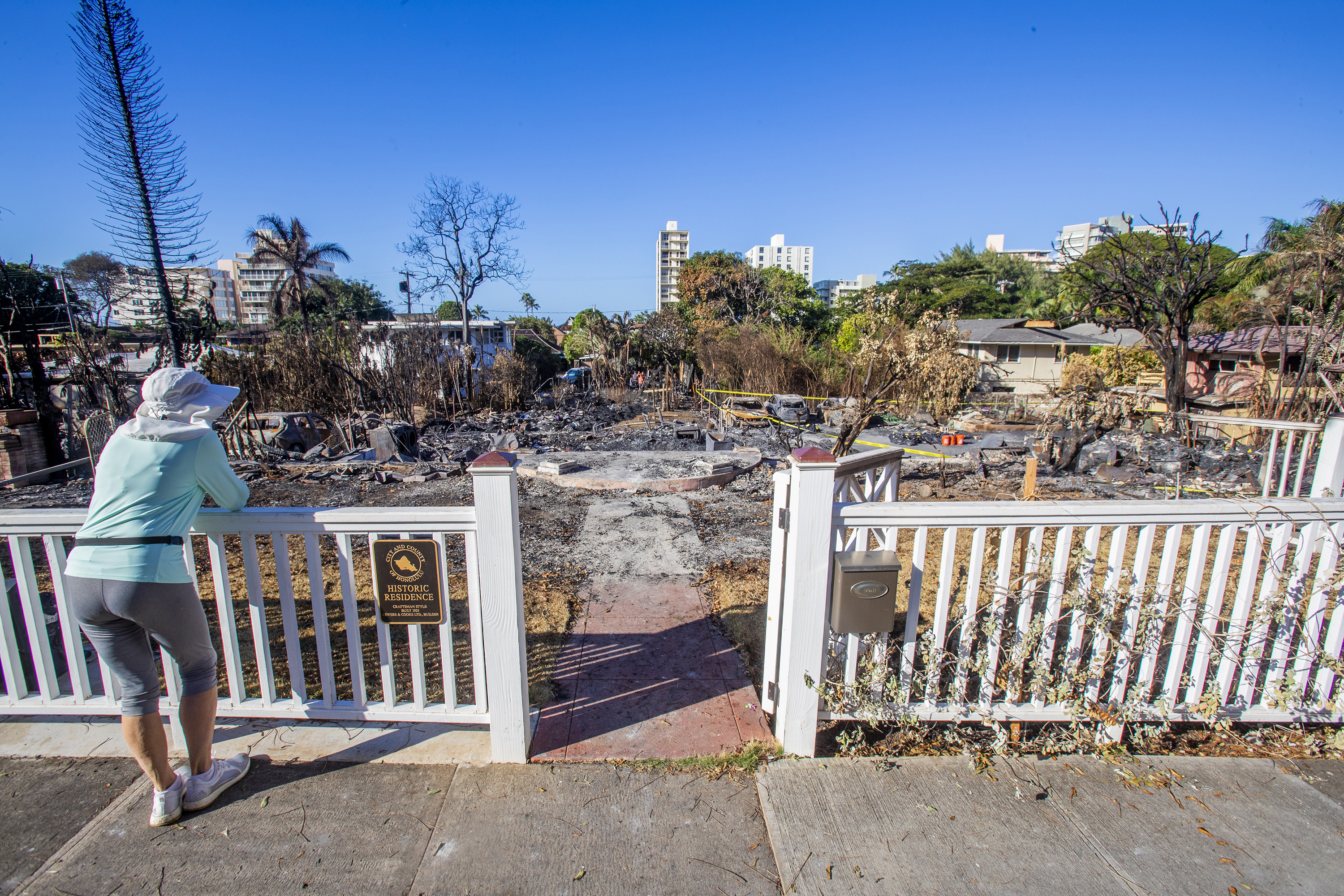 Officials identify remains found in burnt-out Hawaii home