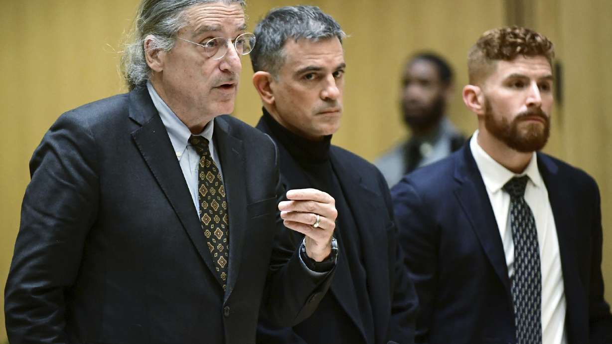 Reports: Fotis Dulos, accused of killing his wife, is dead