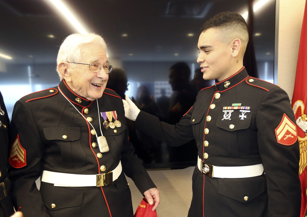 WWII veteran shares his story of survival in shark-infested waters that left hundreds dead in 1945