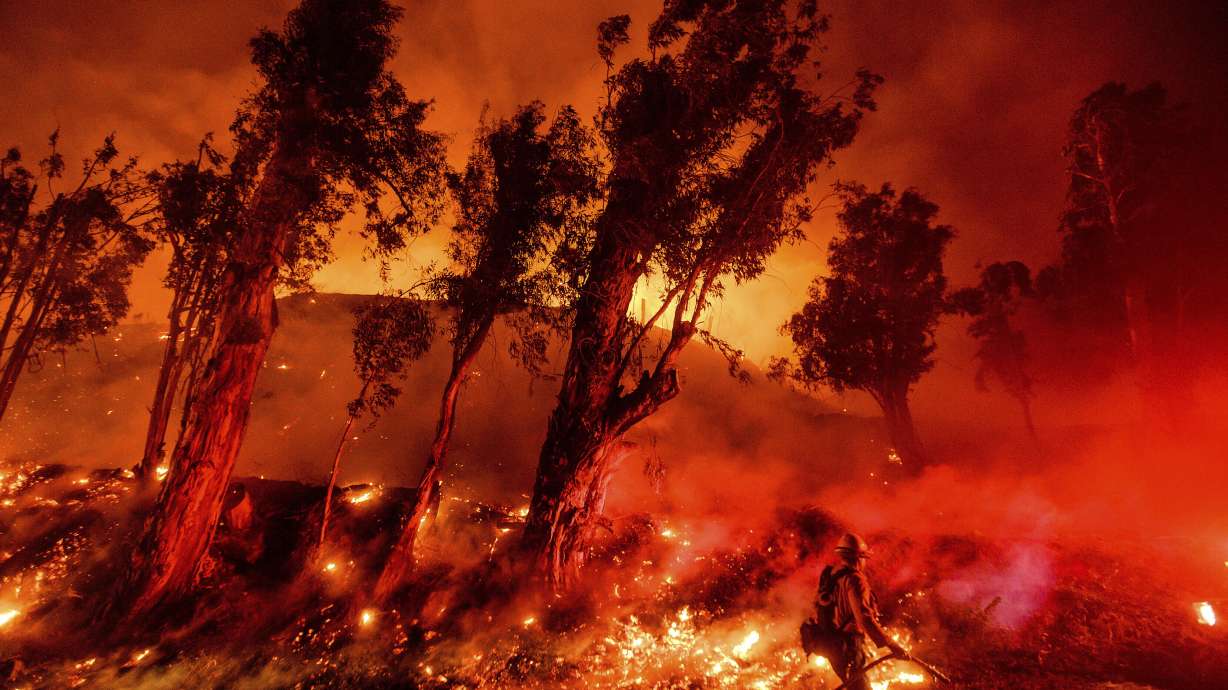 PG&E and California governor at odds over bankruptcy plan