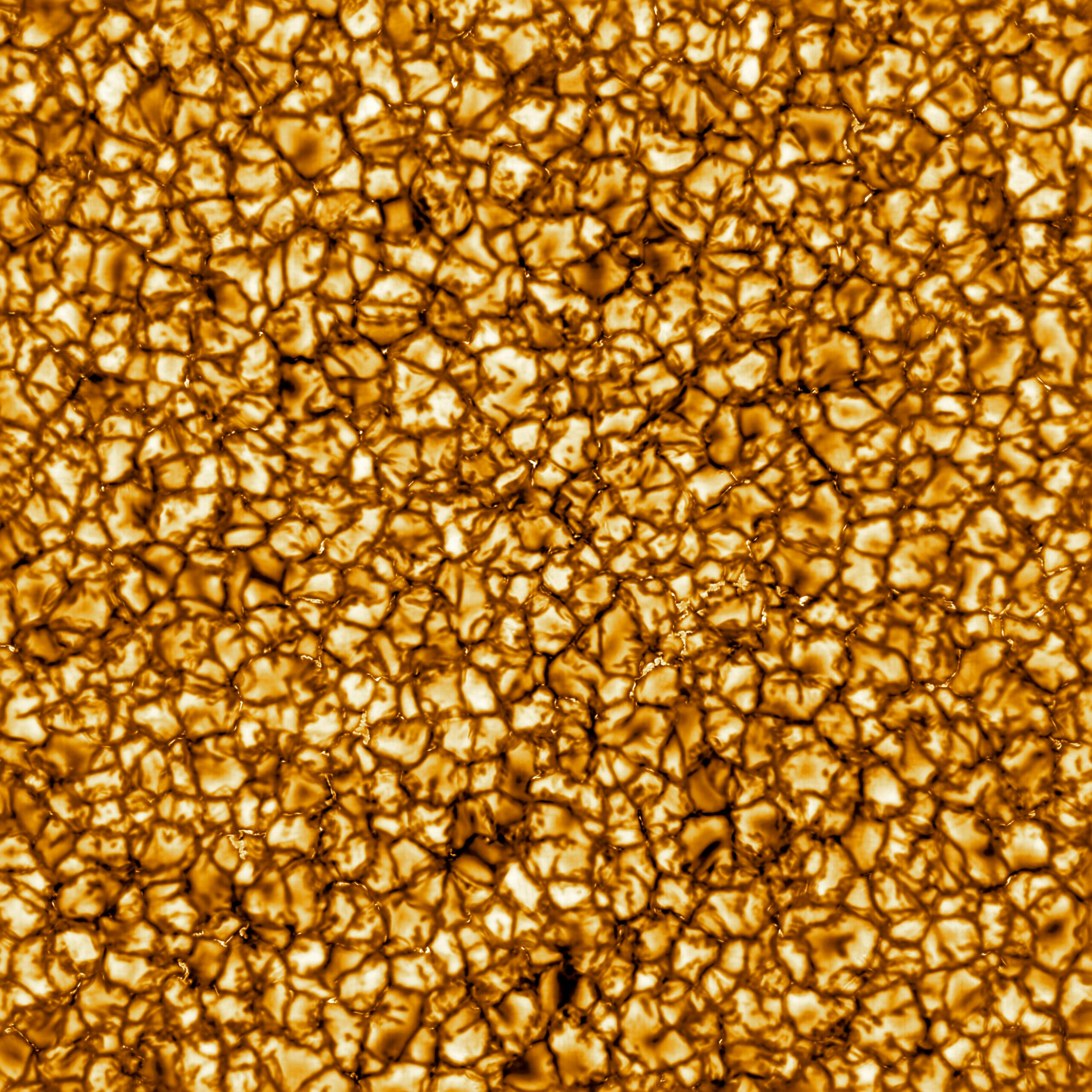 Telescope reveals details of sun's turbulent surface 
