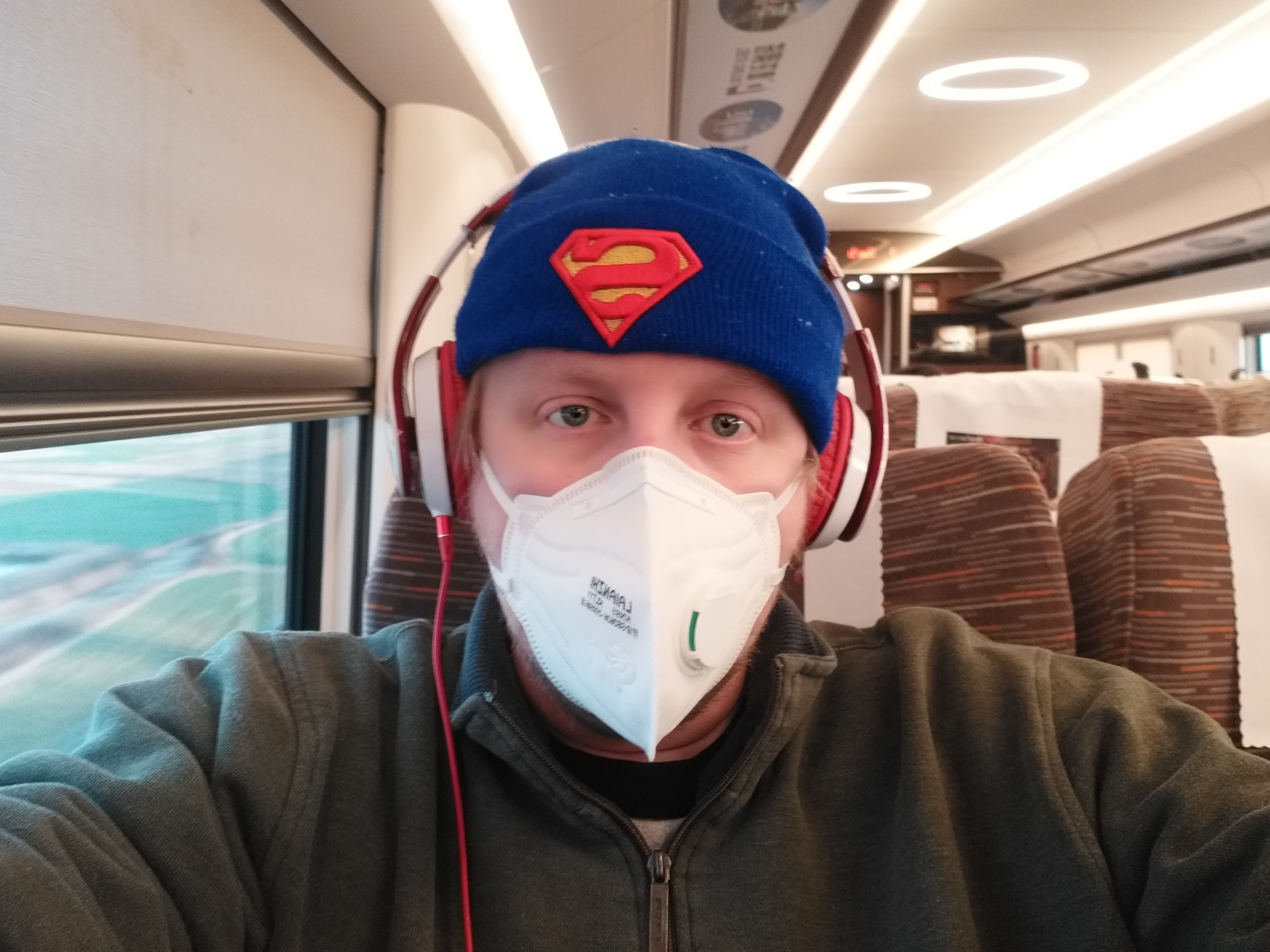 Some Americans to leave China, many stay after US advisory