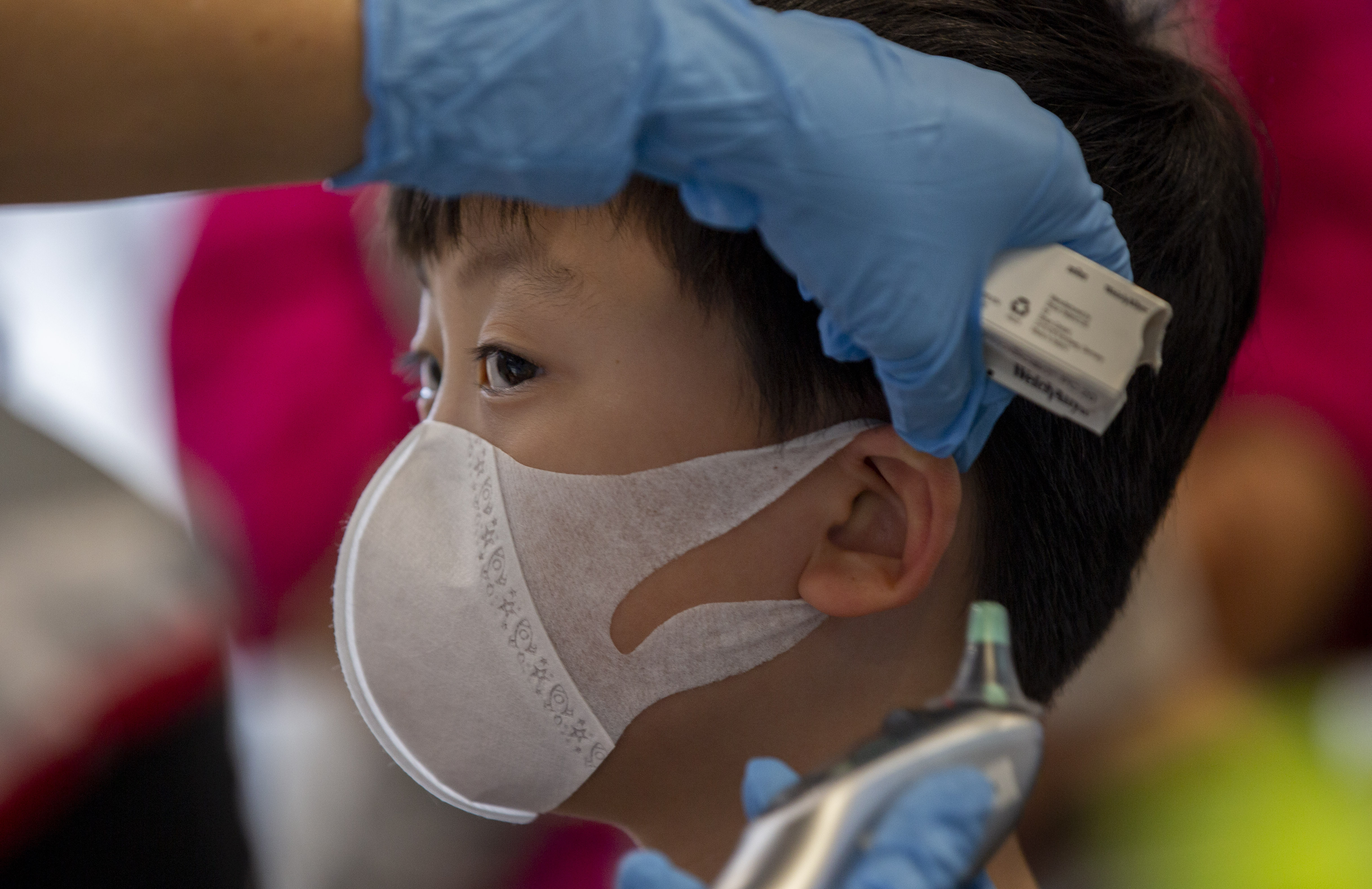 Thai holiday over, Chinese visitors fly home to Wuhan