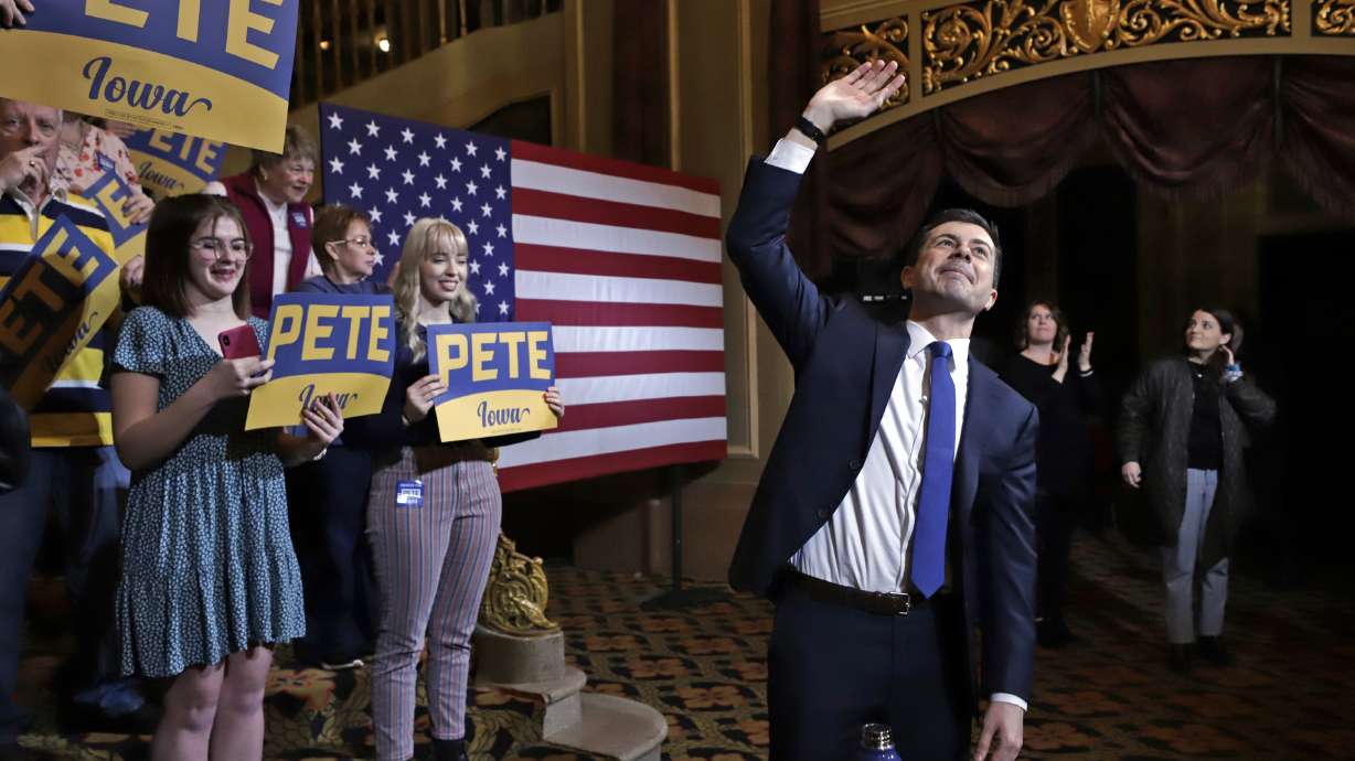 2020 candidates brace for frenzied, final weekend in Iowa