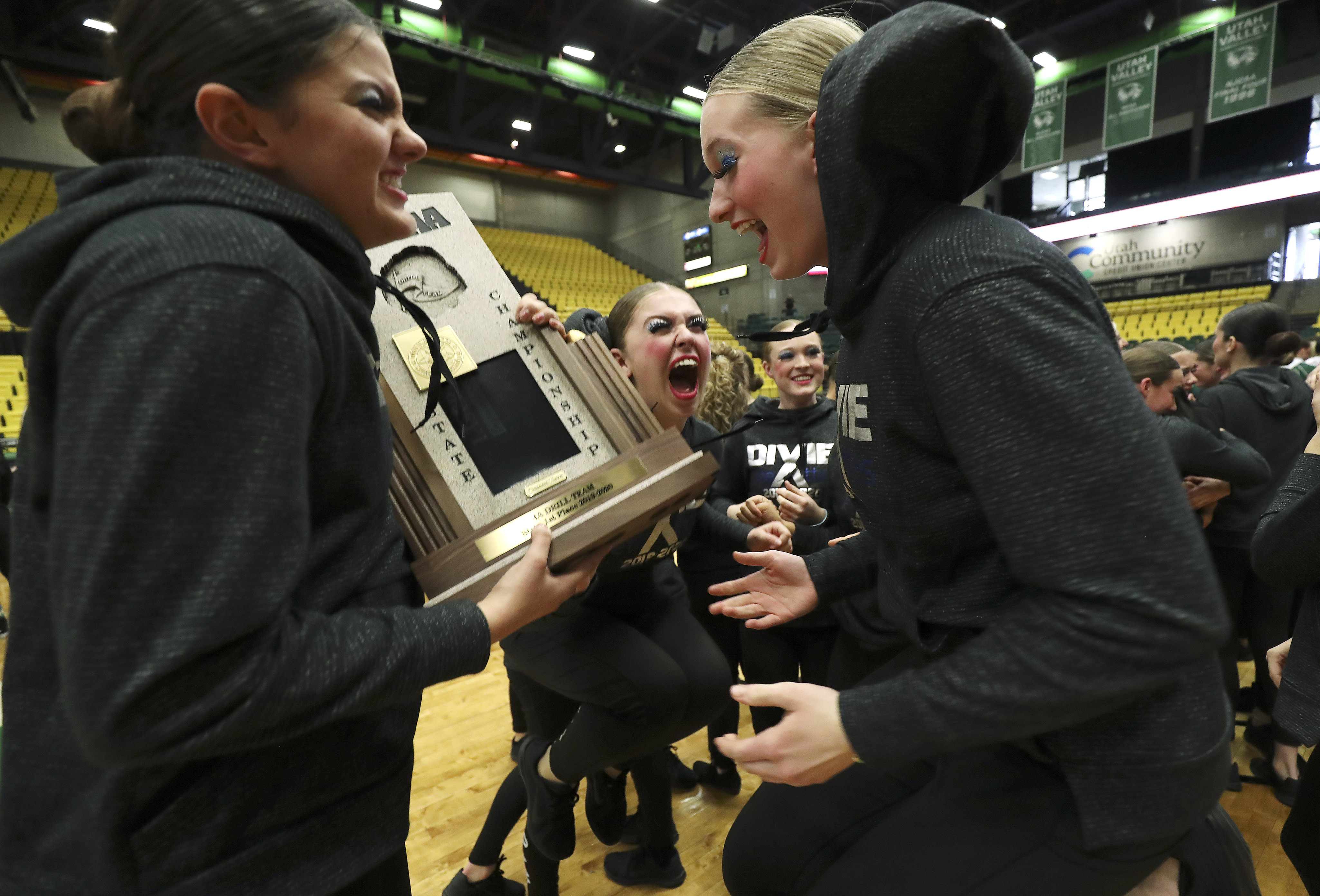 Dixie drill claims 3rd state title in 5 years; S. Sevier wins for 7th