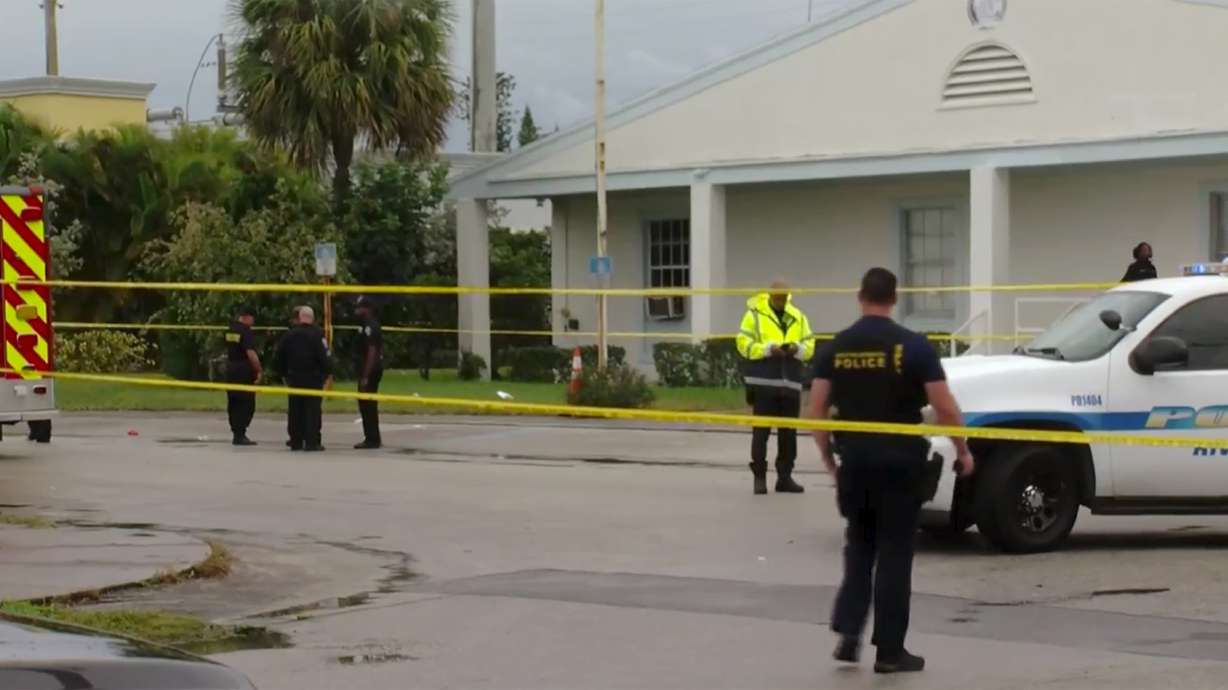 Police: 2 dead, 1 wounded in shooting after Florida funeral