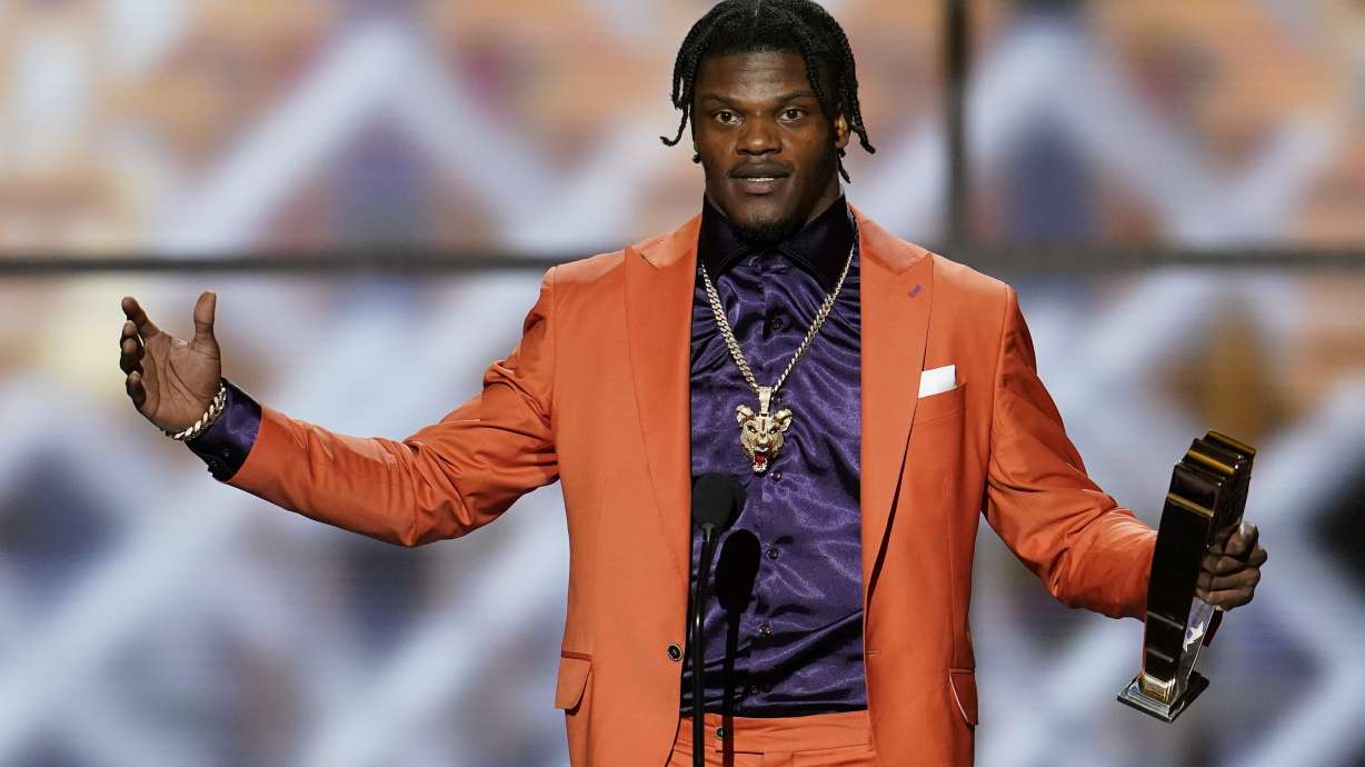 Jackson wins MVP as Ravens take 3 awards; Harbaugh top coach