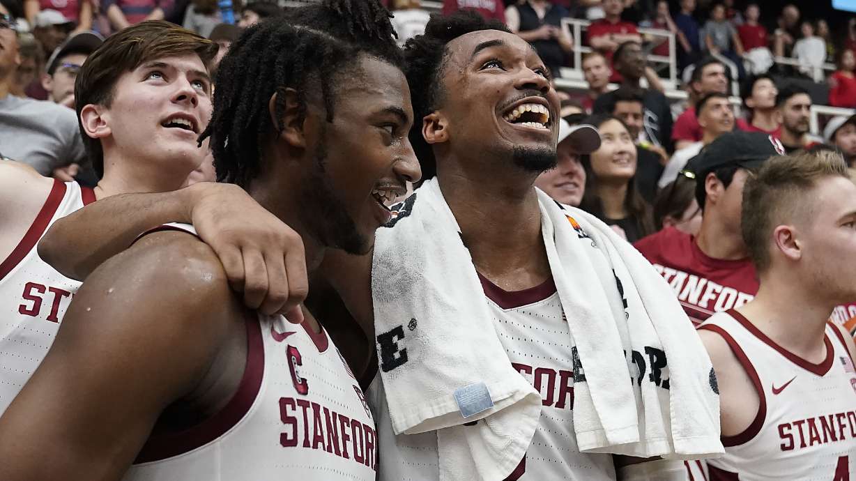 Da Silva 27 points, 15 rebounds, Stanford tops No. 11 Oregon