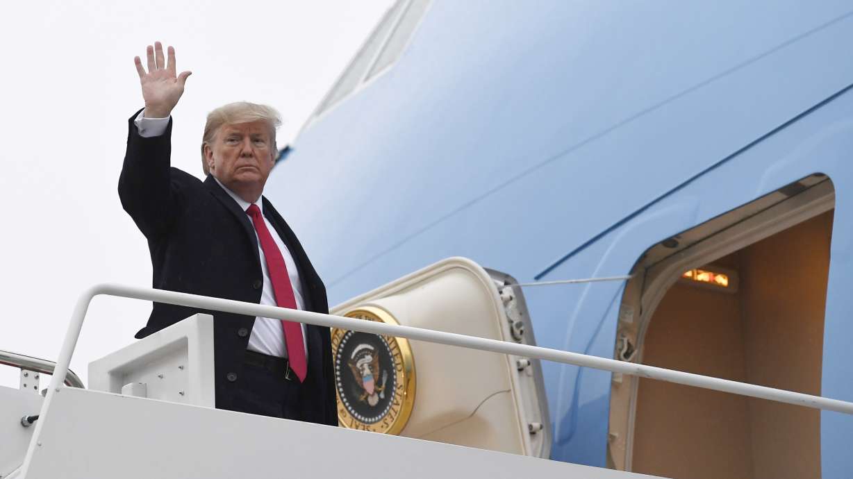 Trump bashes Democratic rivals during pre-Super Bowl show