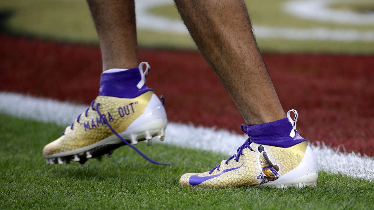 At the Super Bowl, they remembered Kobe Bryant