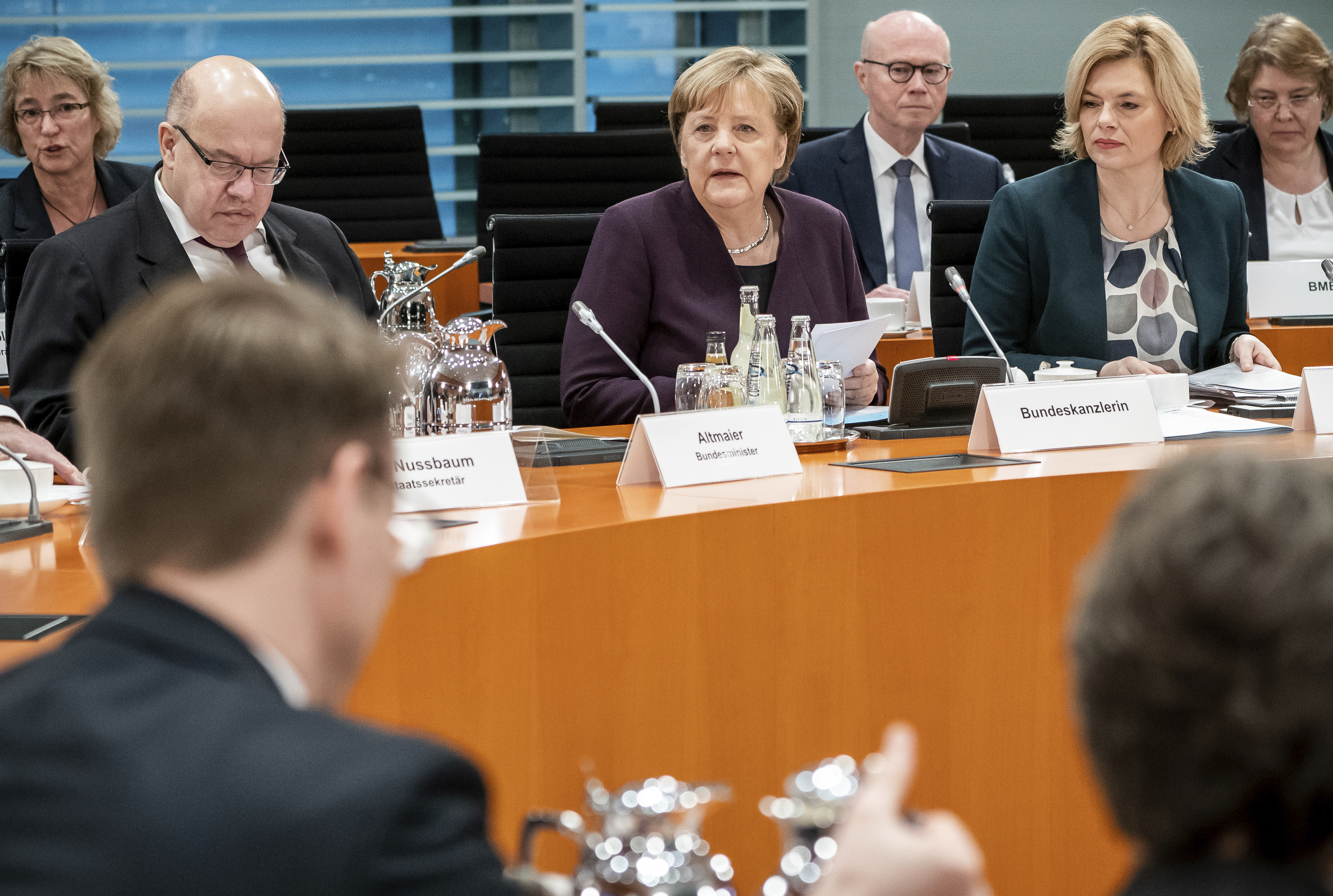 Germany's Merkel meets food industry to discuss low prices