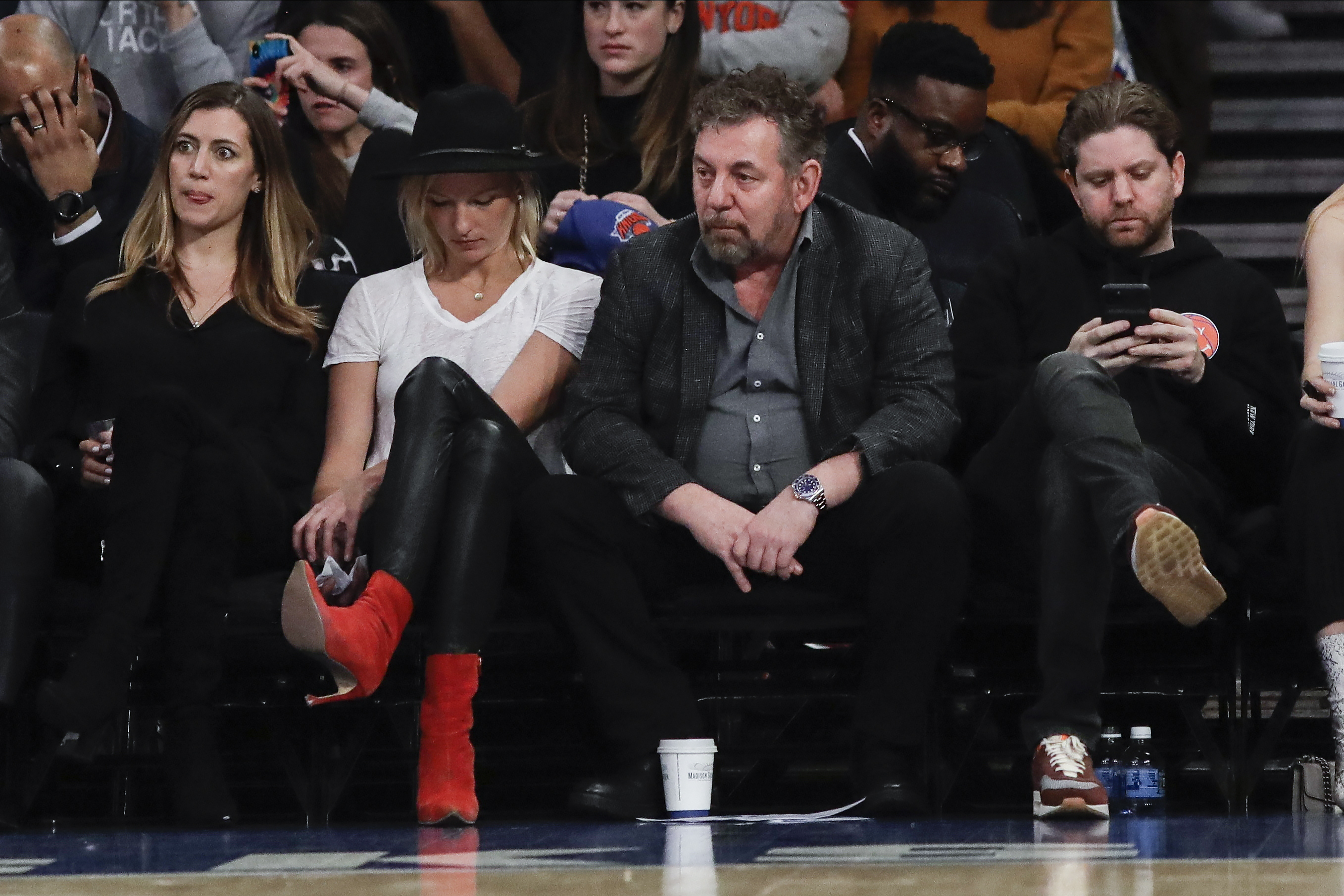 Knicks fire Steve Mills, begin search for new president
