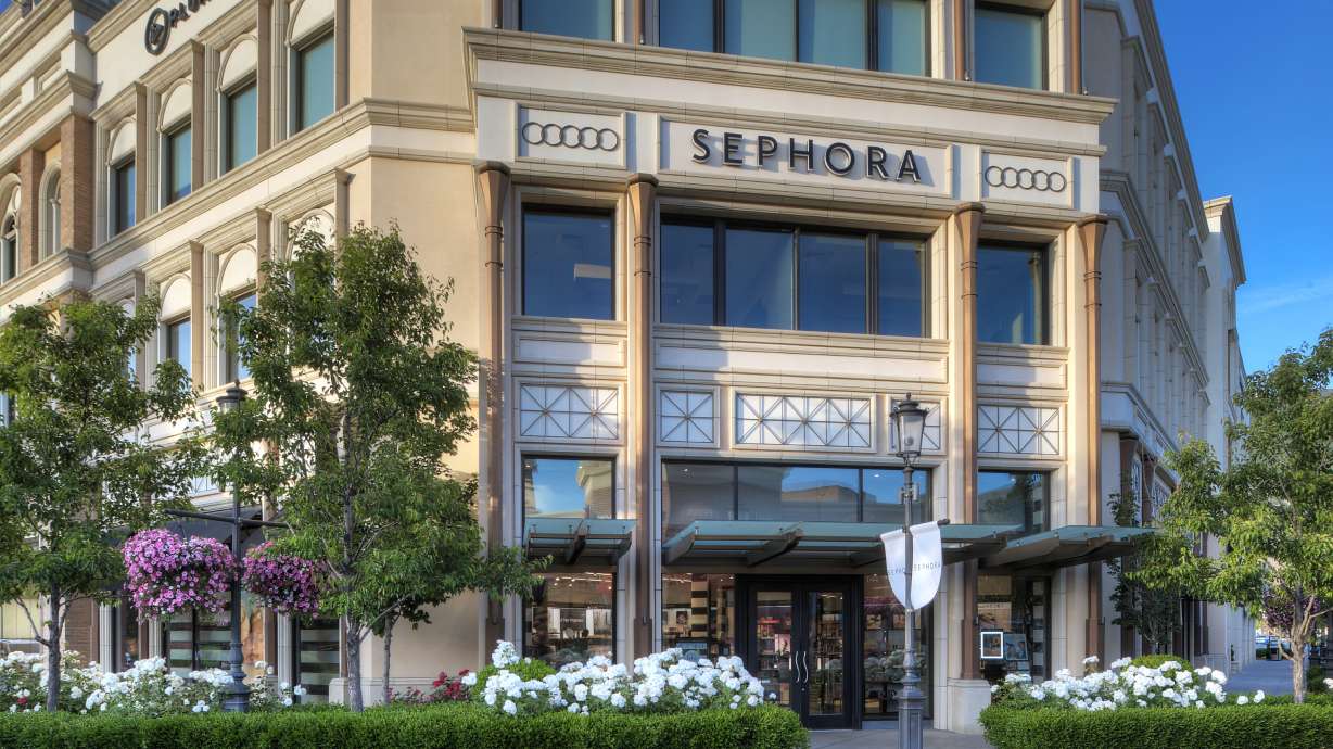 New stores coming to your favorite shopping centers soon