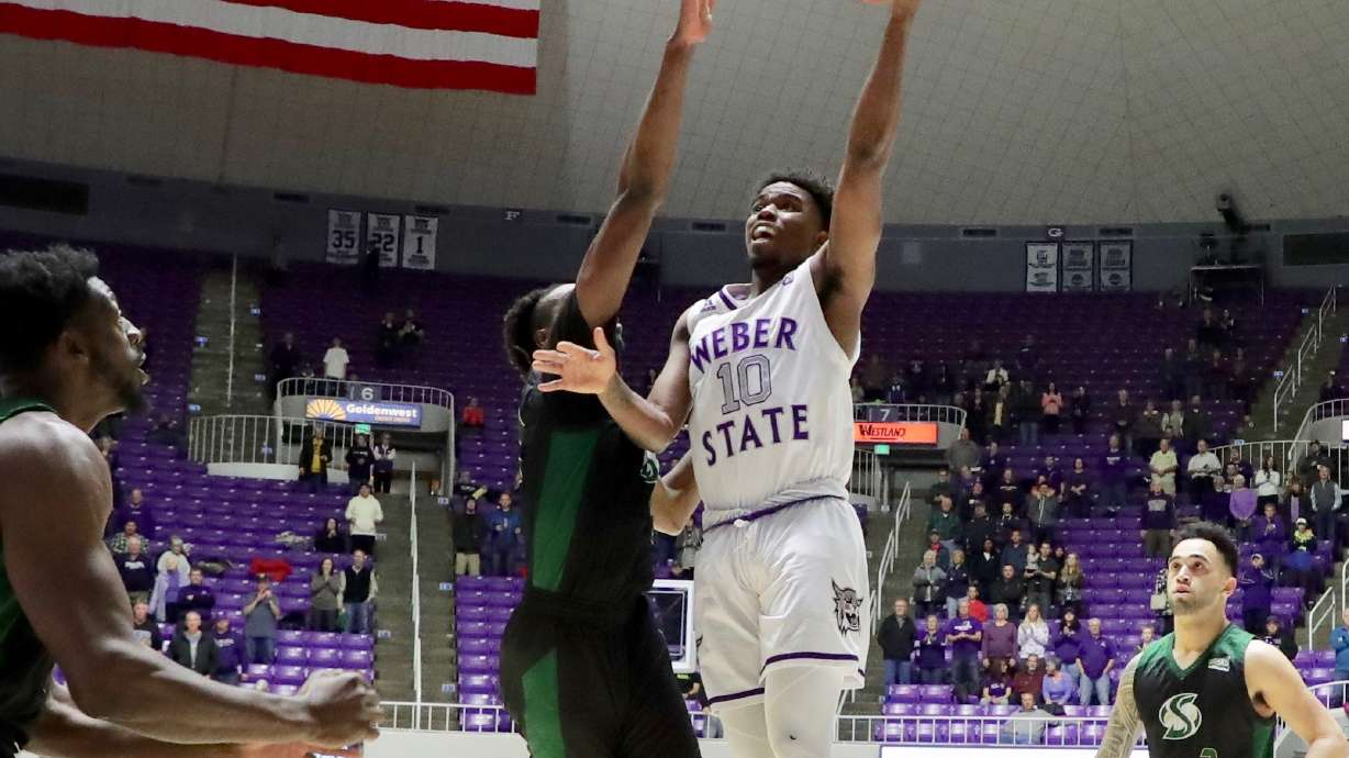 Harding goes off for 44, Weber State tops Sac State 70-66