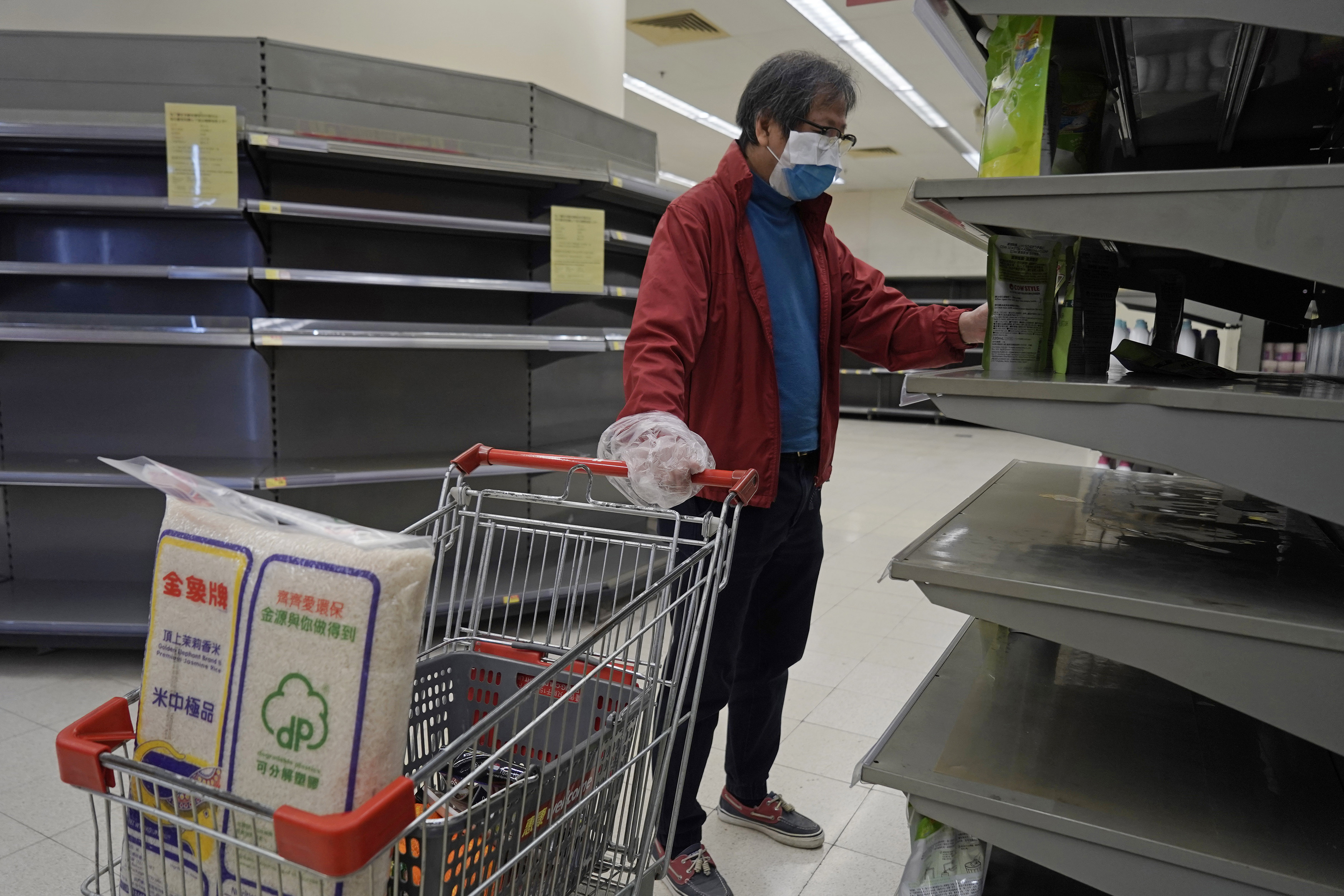 Virus impact: Panic-buying of essentials in Hong Kong