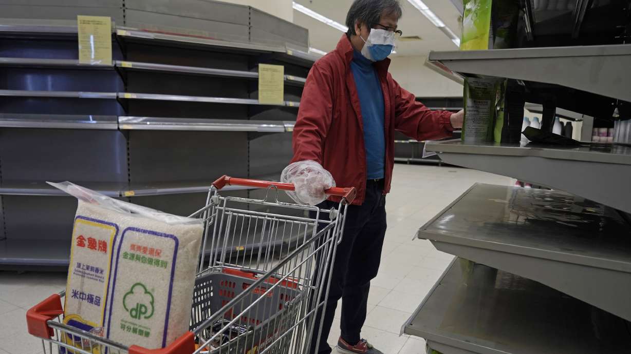 Virus impact: Panic-buying of essentials in Hong Kong