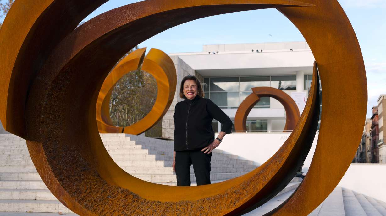 Pepper, American sculptor who made Italy home, dies at 97