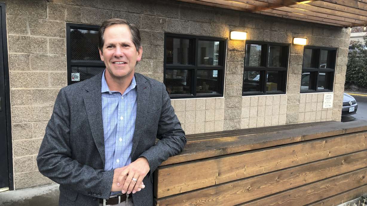 Oregon candidate, once a Trump critic, now embraces him