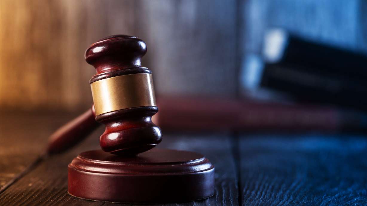 Utah driver faces Nebraska trial in Wisconsin woman’s death